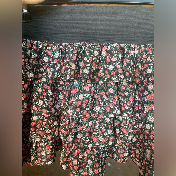 Forever21 Floral High waisted Mini Skirt - Picture 5 of 6